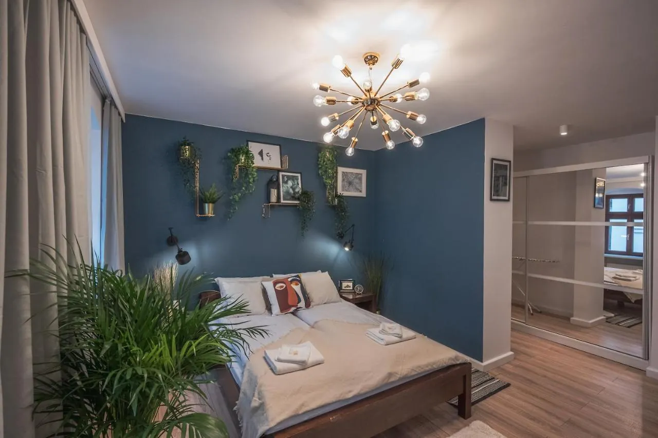 Spacious Apart ~ 150M Main Square ~ Self Check-In 24H Wrocław 0*,